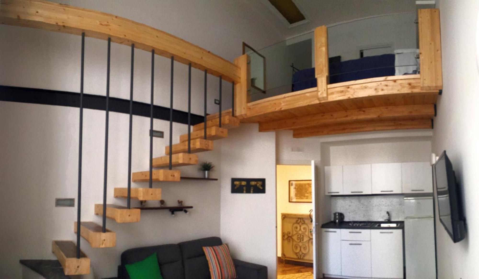 Affittacamere Casa Cesira Incentro Napoli