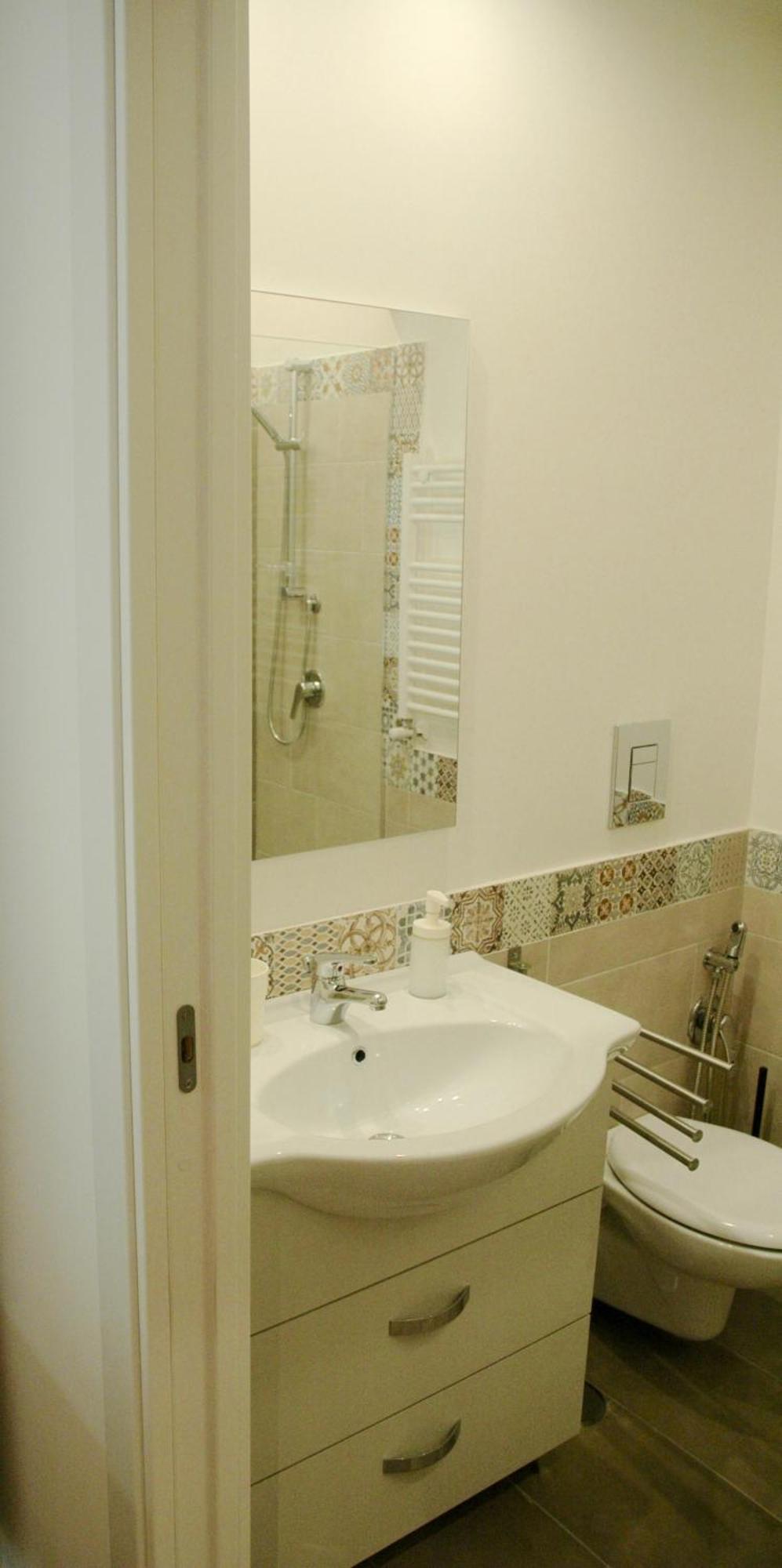 Affittacamere Casa Cesira Incentro Napoli