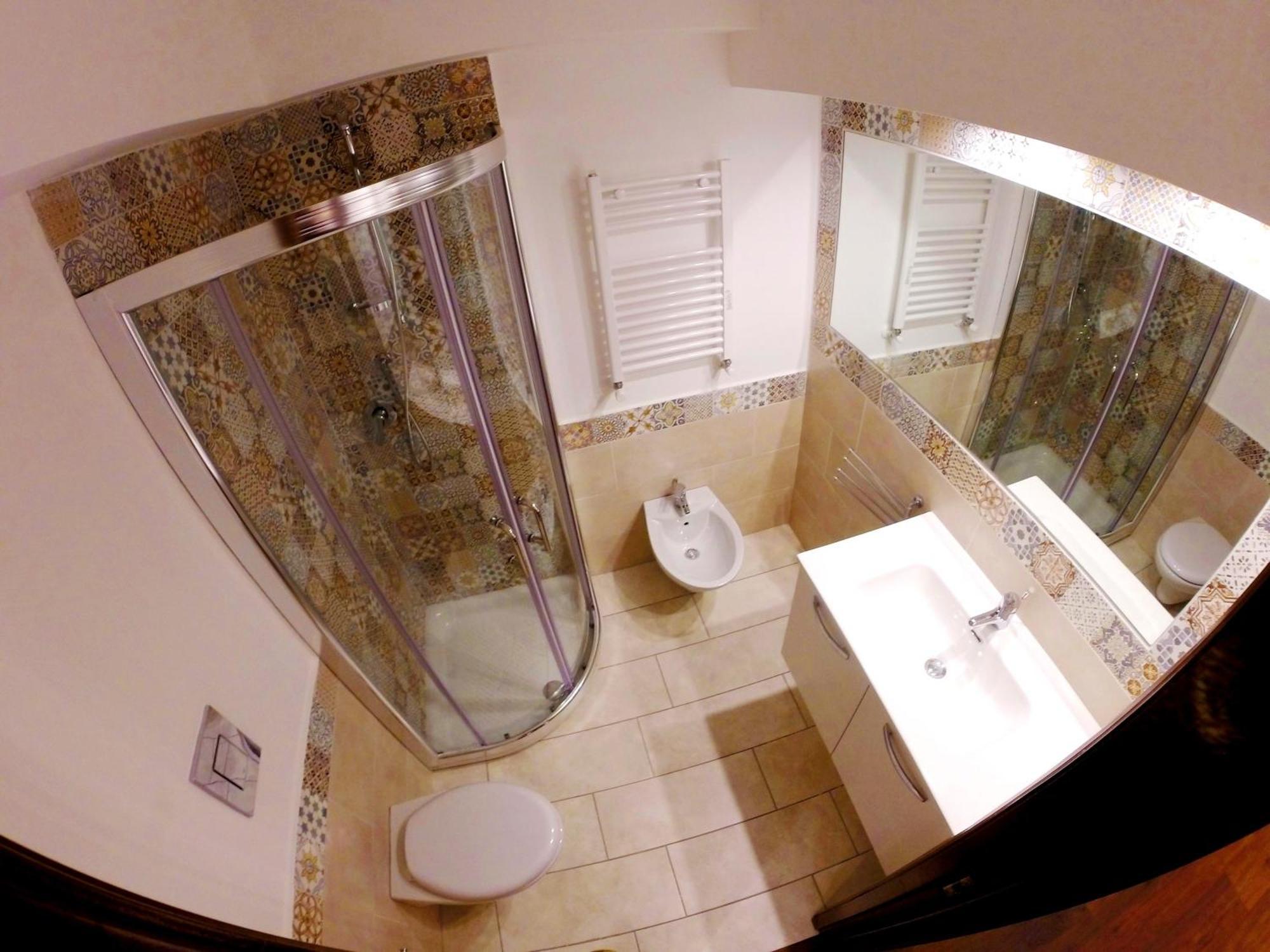 Casa Cesira Incentro Affittacamere Napoli